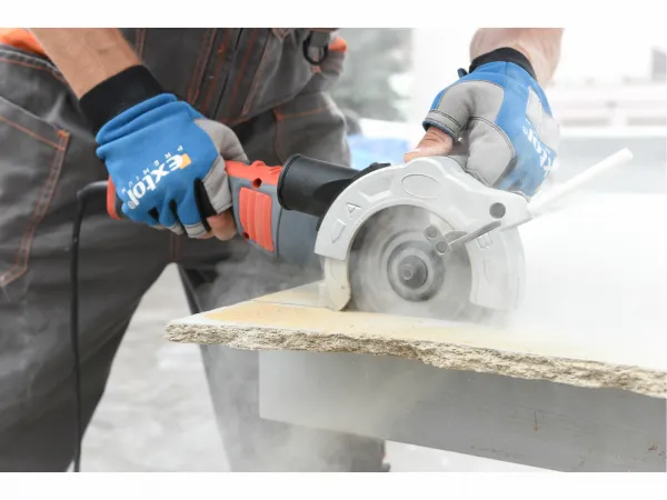 EXTOL PREMIUM 8893020 Píla dvojkotúčová protibežná, príkon 860W, priemer 125mm
