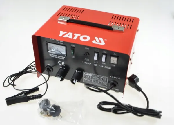 YATO PROSTITUTOR S PODPOROU NABÍJANIA 16A 12V / 24V 120 - 240Ah YT-8304