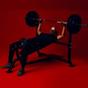 Gorilla Sports Šikmá posilňovacia lavica so stojanom na činku