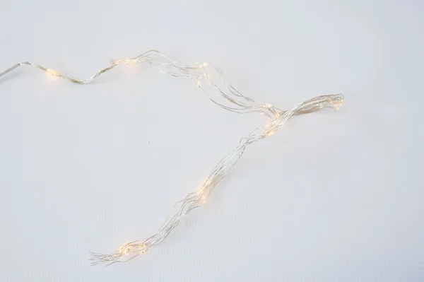 Nexos 57387 Vianočné dekoratívne osvetlenie - drôtiky - 64 LED teple biele