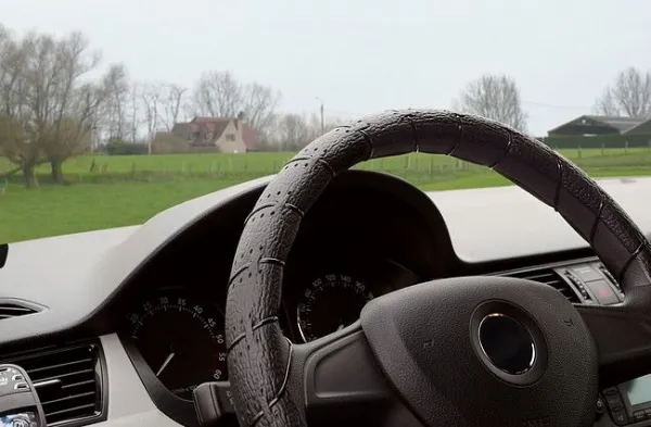 Poťah na volant omotávací - čierný