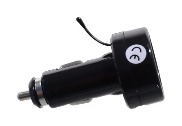 Multifunkčný konektor - USB, voltmeter, teplomer