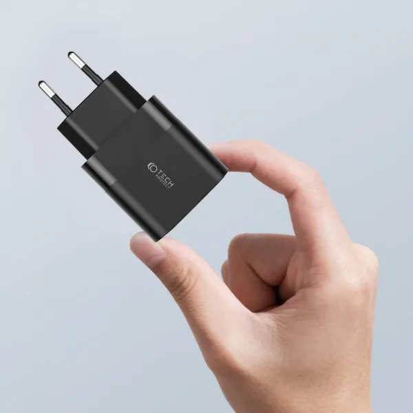 Tech-Protect C30W 2-Port Charger PD30W/QC3.0 - Black