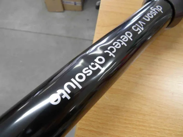 Vysávač Dyson V15 Detect Absolute 2023