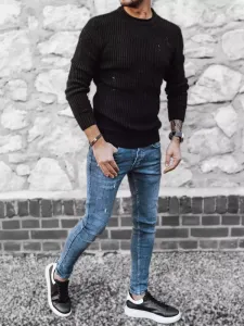 Pletený pánsky sveter s dierami - čierny