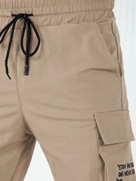 Trendy jogger kapsáčové nohavice pre pánov béžové