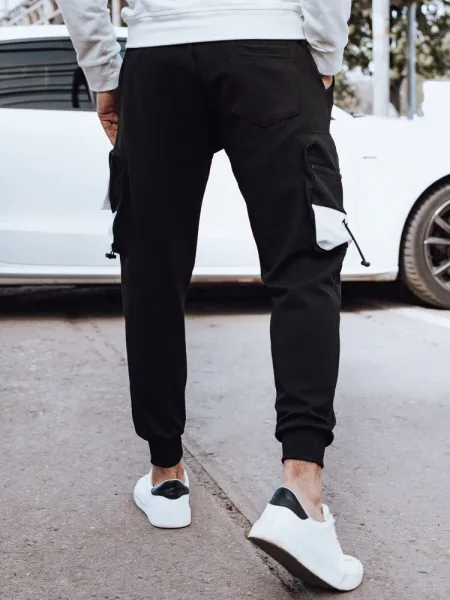 Trendy joggery s ozdobnými prvkami- čierne