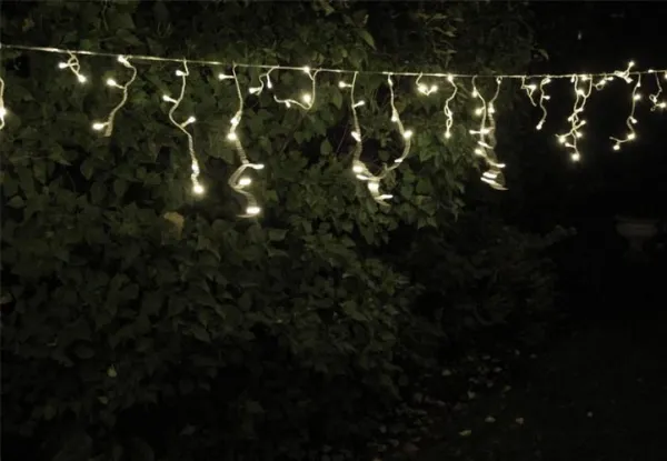 Nexos 38537 Vianočný svetelný dážď 600 LED studená biela - 11,9 m