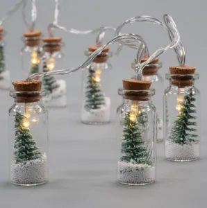 Sada Vianočná dekorácia 8 LED, poháre so stromčekmi 2 reťaze