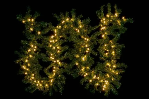 Nexos 57411 Vianočná dekorácia - girlanda s osvetlením 2,7 m - 200 LED teple biela