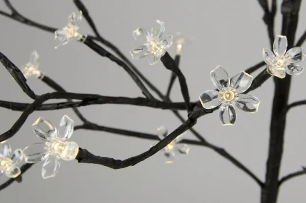 Nexos 39398 LED vianočná dekorácia - Svetelný strom - 96 LED 150 cm