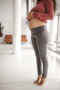 milk  love Tehotenské legíny s vysokým pásom milk & love sivá melanž S