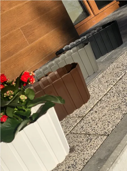 NABBI DDECZ400 plastový balkónový kvetináč 38,3 cm sivý kameň