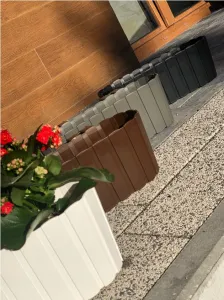 NABBI DDECZ400 plastový balkónový kvetináč 38,3 cm sivý kameň
