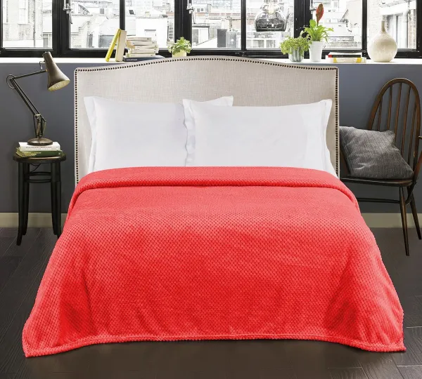 Deka z mikrovlákna DecoKing Toby červená, velikost 150x200
