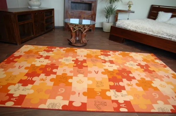 Dywany Lusczow Detský koberec PUZZLE oranžový, veľkosť 100x100