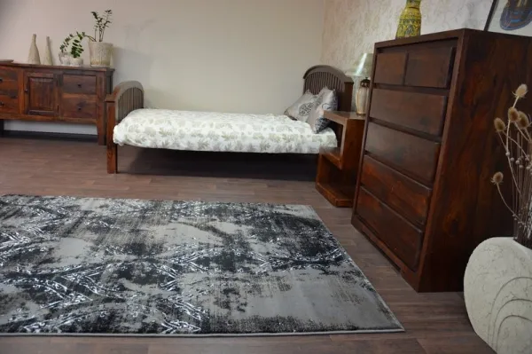 Dywany Lusczow Kusový koberec VOGUE 093 čierny / hnedý, veľkosť 160x220