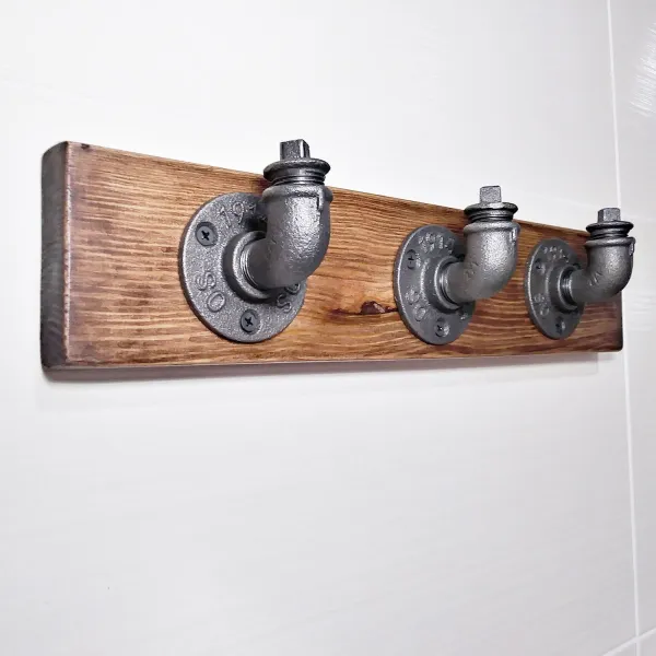 Kalune Design Nástenný vešiak Boruraf 50 cm orech/čierny