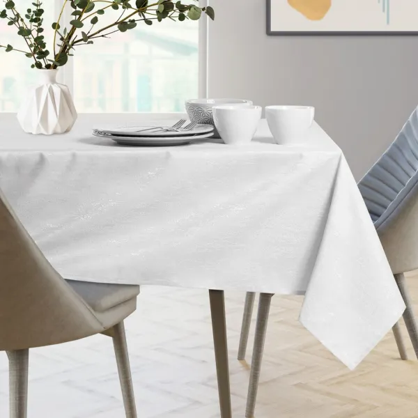 Obrus AmeliaHome VESTA biely, veľkosť 155x155