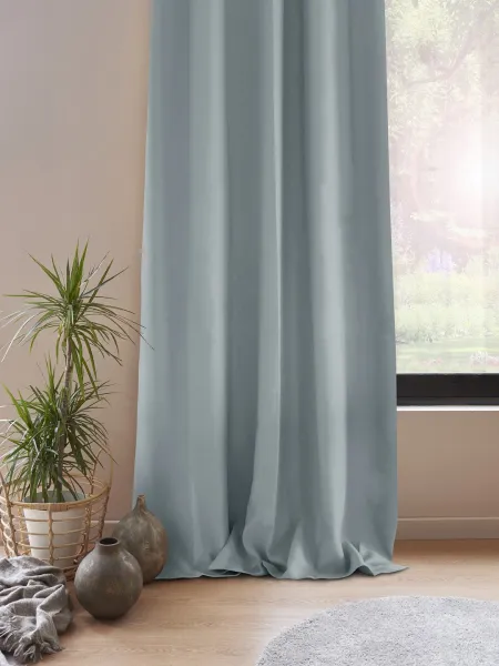 ArtFlhf Tieniaci záves BLACKOUT EYELETS K | 140 x 245 cm Farba: Silver