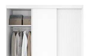 Šatníková skriňa BIANCCO III 180 bez zrkadla