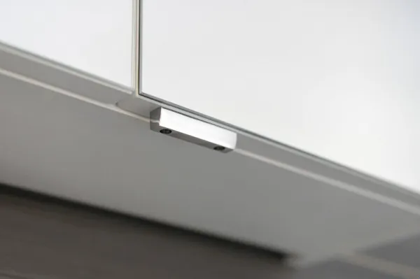SAPHO - RIWA galérka s LED osvetlením, 3x dvierka, 121x70x17cm, biela lesk RIW120-0030