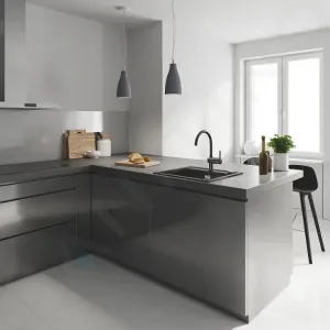 GROHE GROHE - Minta Páková drezová batéria, čierna 32917KS0