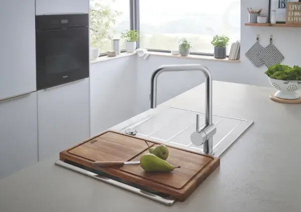 GROHE GROHE - Minta Drezová batéria s vyťahovacou spŕškou, supersteel 32322DC2