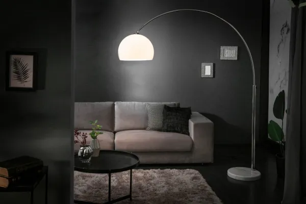 Stojaca lampa BANGUI 175 - 205 cm Dekorhome Biela