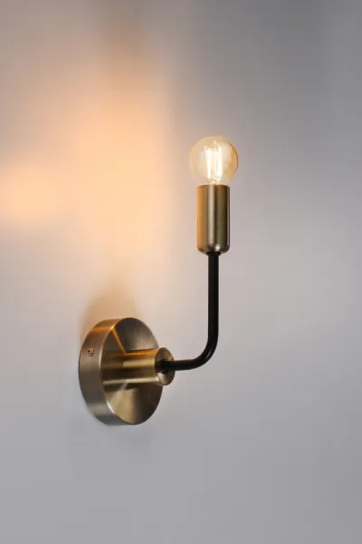 Nástenná lampa SAGA 1xE14 Candellux