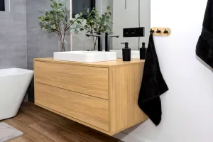 Nástenný vešiak Kendar Loft trojitý