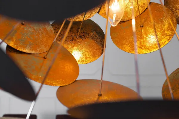 Závesná lampa MALABO Dekorhome Čierna / zlatá