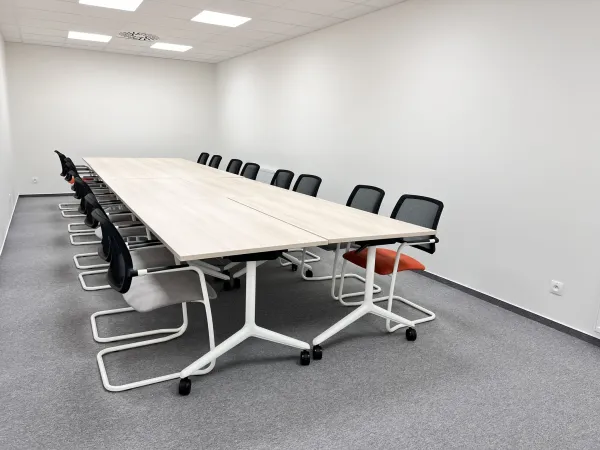 Danker Konferenčná stolička MASTER "75" Farba konštrukcie: Čierna