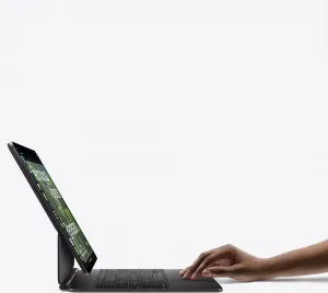 Apple iPad Pro 11" Wi-Fi + Cellular 2TB sklo s nanotextúrou - Strieborný (2024) MWRT3HC/A