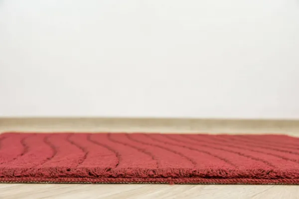 Kúpeľňový koberček Sara Carmine bordový Fale