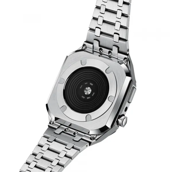 Innocent Extravagance Stainless Steel Apple Watch 45mm Case - Silver