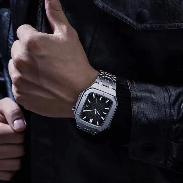 Innocent Extravagance Stainless Steel Apple Watch 45mm Case - Silver