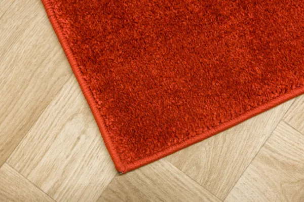 Koberec Lima 2081A Red červený
