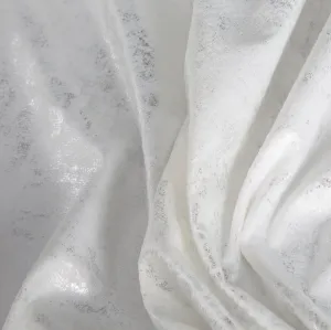 Hotový záves RENIA biely / strieborný - na priechodkách