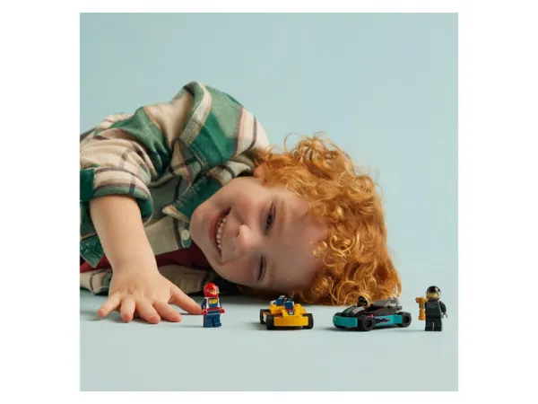 LEGO -  City 60400 Motokáry a pretekári