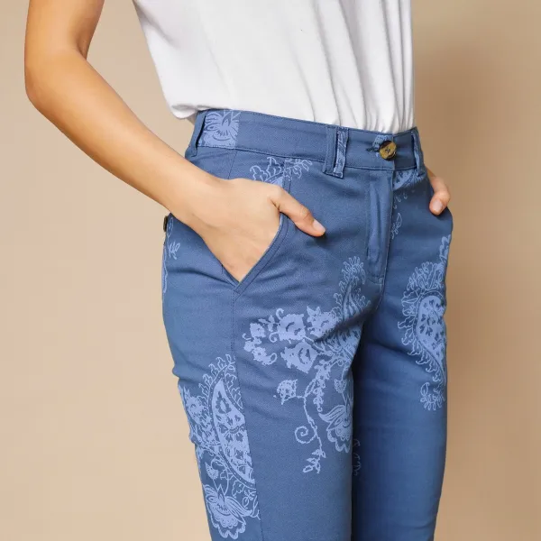 Chino nohavice s paisley potlačou