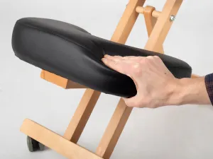 JAKS Ergonomická drevená kľakačka Ergo Simple