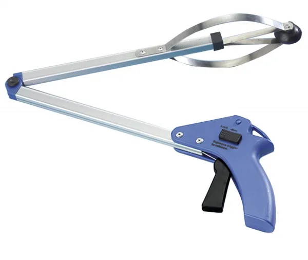 Podávač predmetov skladací, 82 cm