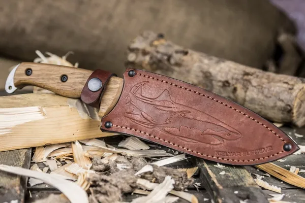 Kizlyar Supreme Shark AUS-8 SW Walnut