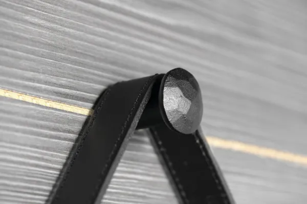 ORBITER kulaté LED podsvícené zrcadlo s koženým páskem, ø 70cm, černá mat ORL070