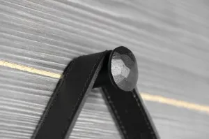 ORBITER kulaté LED podsvícené zrcadlo s koženým páskem, ø 70cm, černá mat ORL070