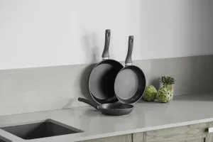 Set panvíc 3 ks - Essentials