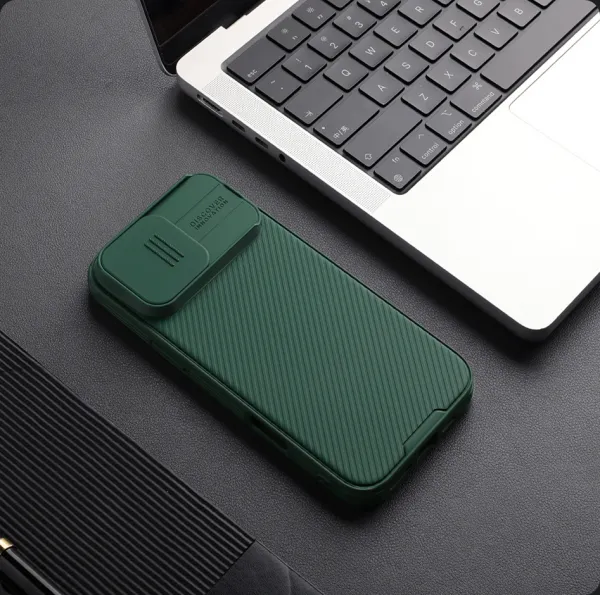 Nillkin CamShield PRO Kryt s MagSafe pre Apple iPhone 16 Pro Max, Zelený
