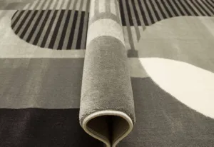Koberec Victoria F322A sivý / svetlosivý geometrický