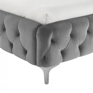 Chesterfield posteľ ZETHOS Dekorhome Krémová
